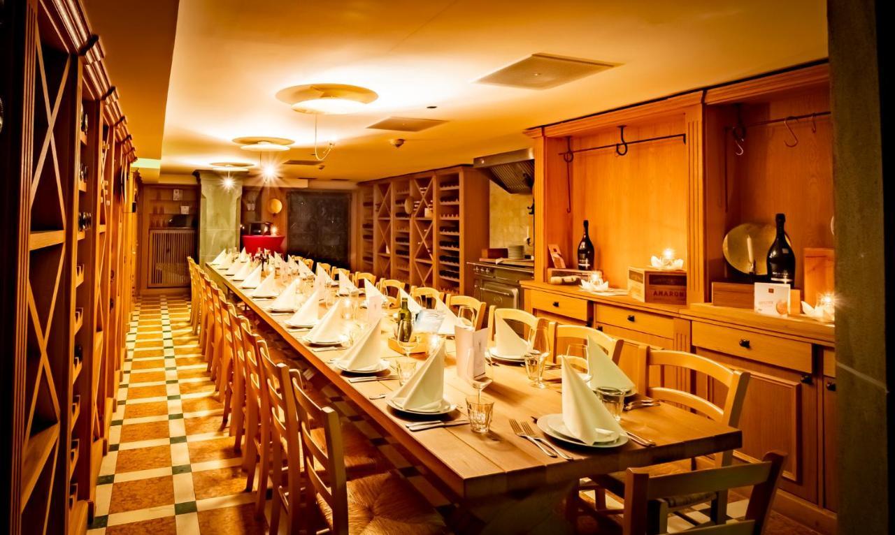 Hotel Xii Apostel