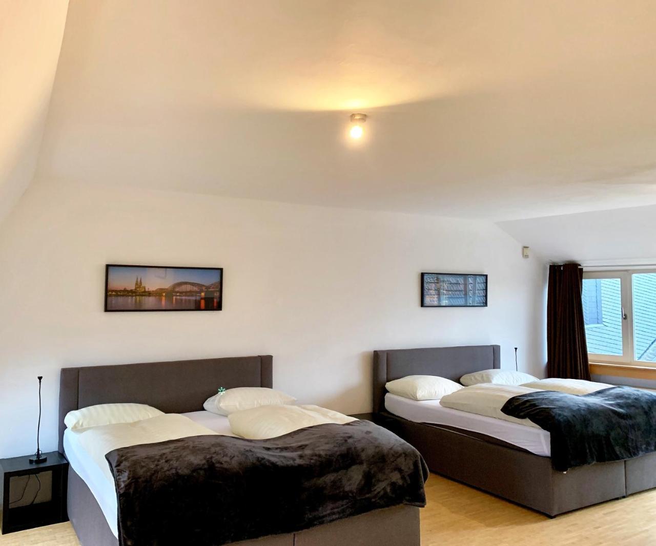 Altstadthotel Hayk Am Rhein 3*