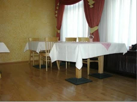 Hotel Hotel Restaurant 1000