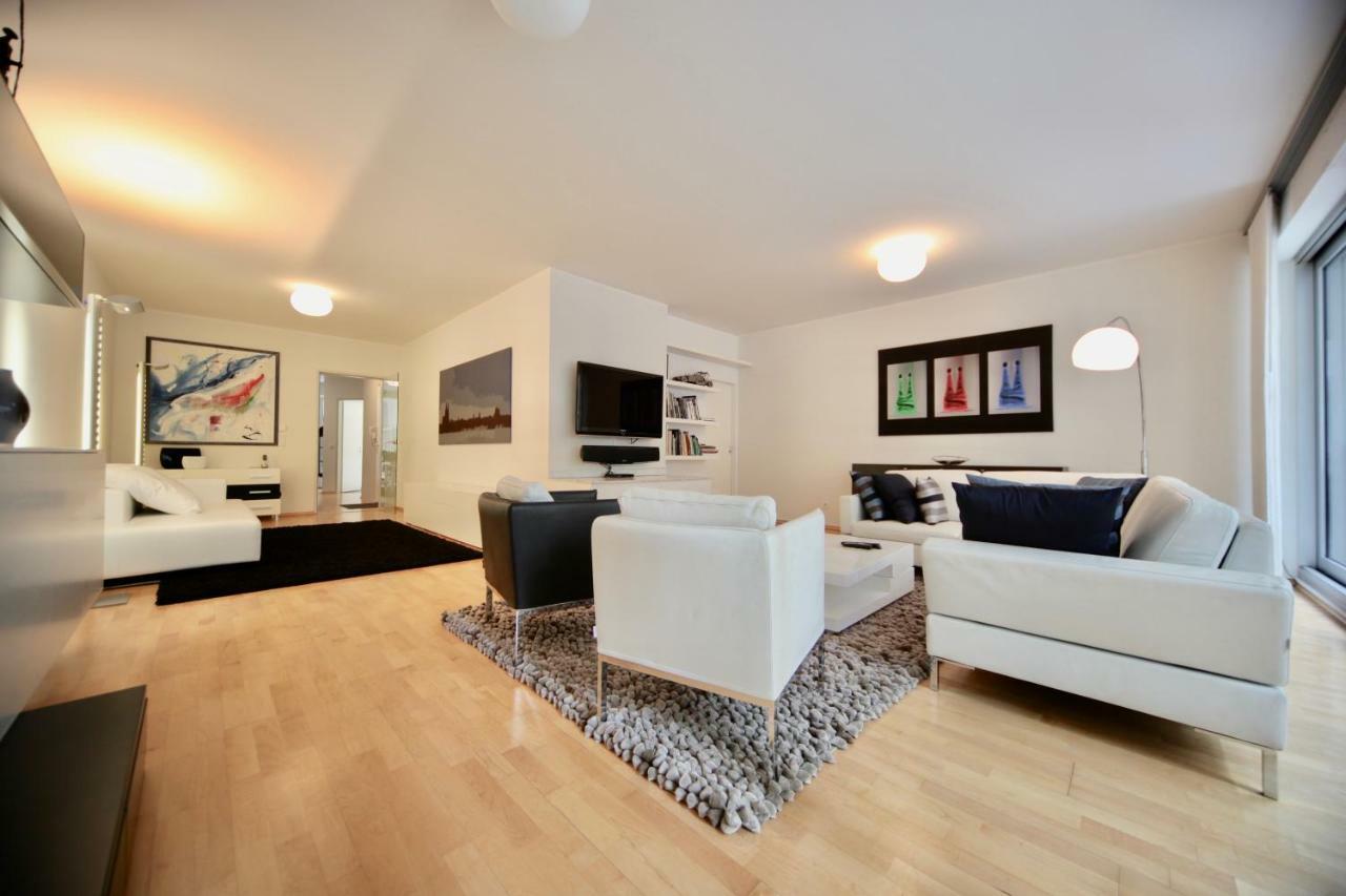 Hotel Dom Am Romerbrunnen 3*