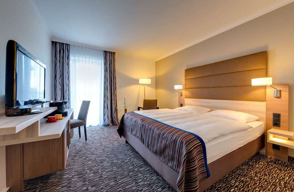 Western Hotel 4*
