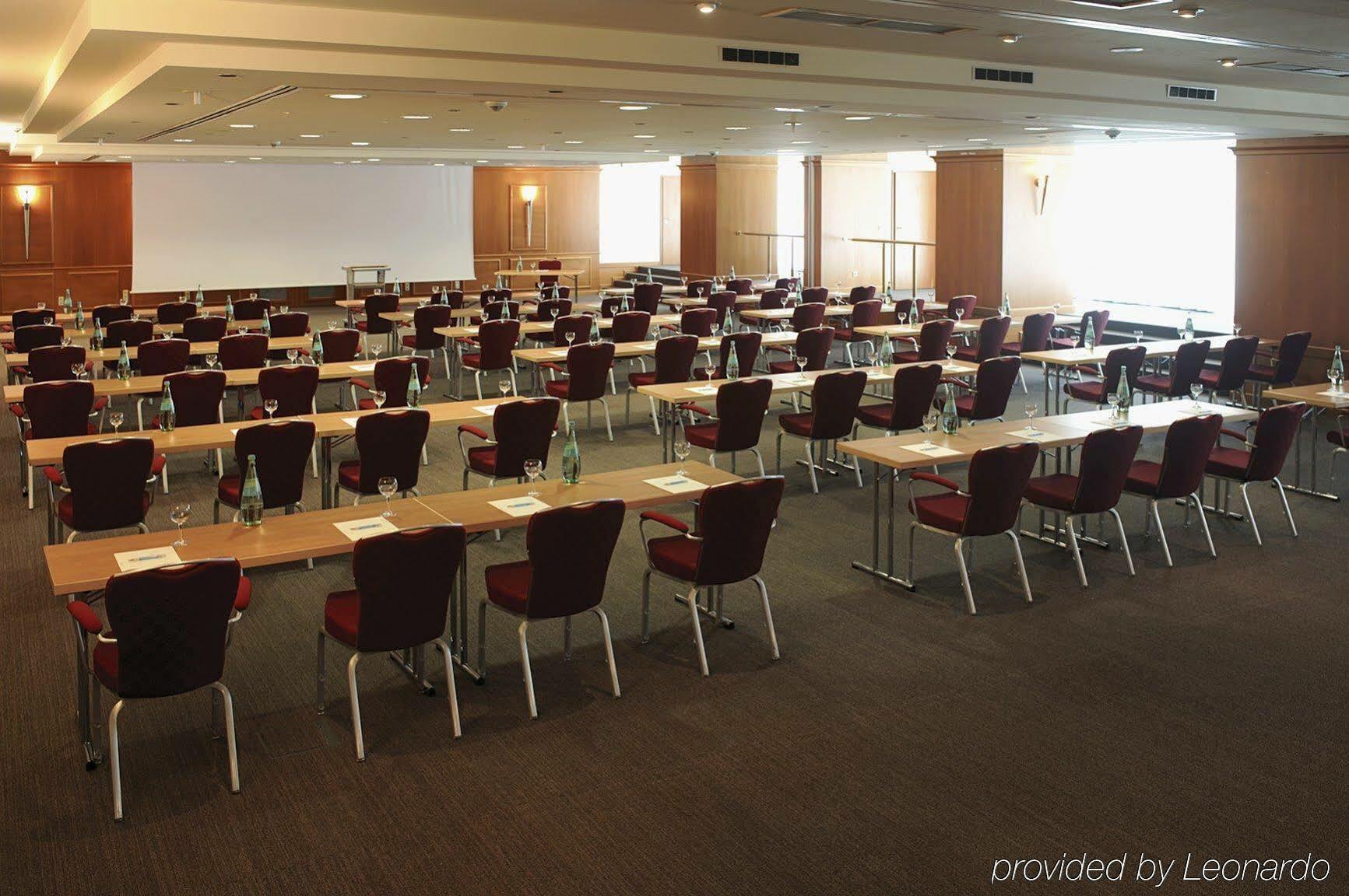 Nh Collection Mediapark Hotel